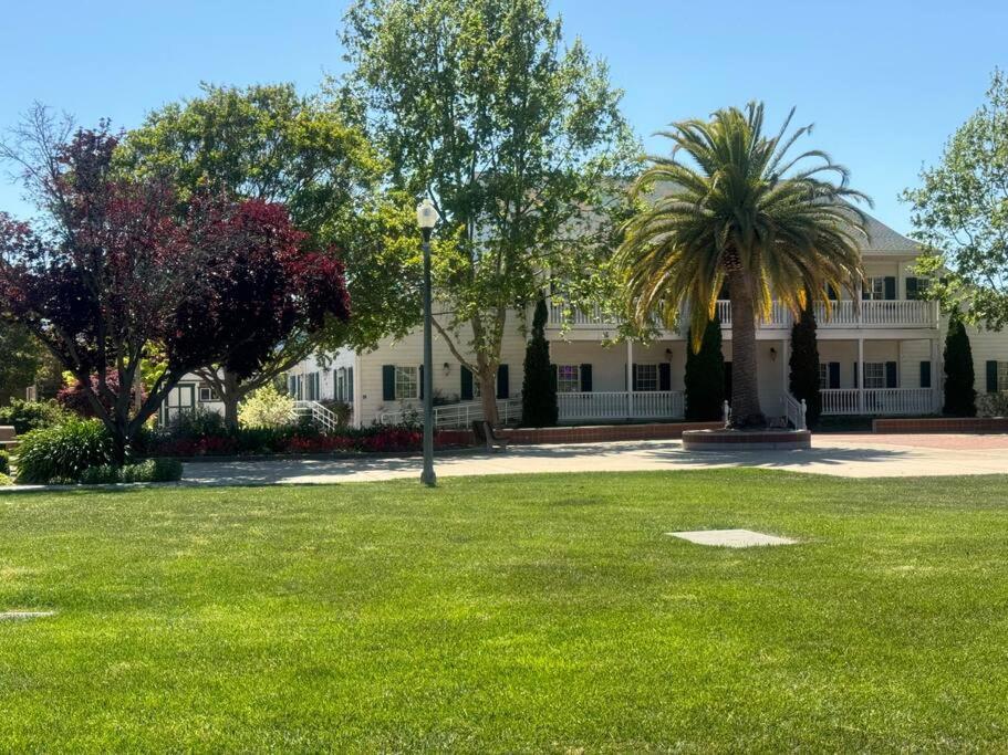 Spacious 3Br2B2Livingroom House Sunnyvale Community Park Exterior photo